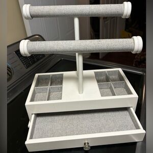 Jewelry stand for watches, earrings, bracelets